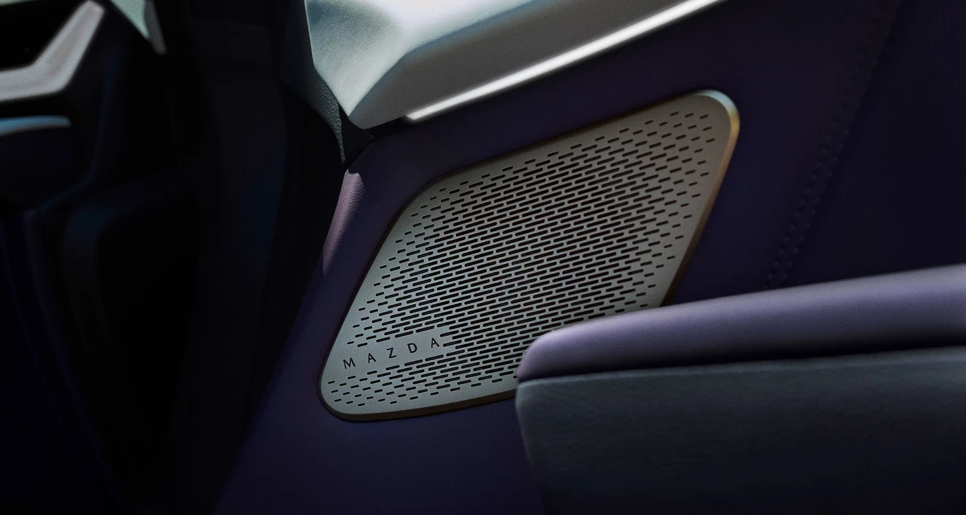 J90K Navigation 11 Technology 3