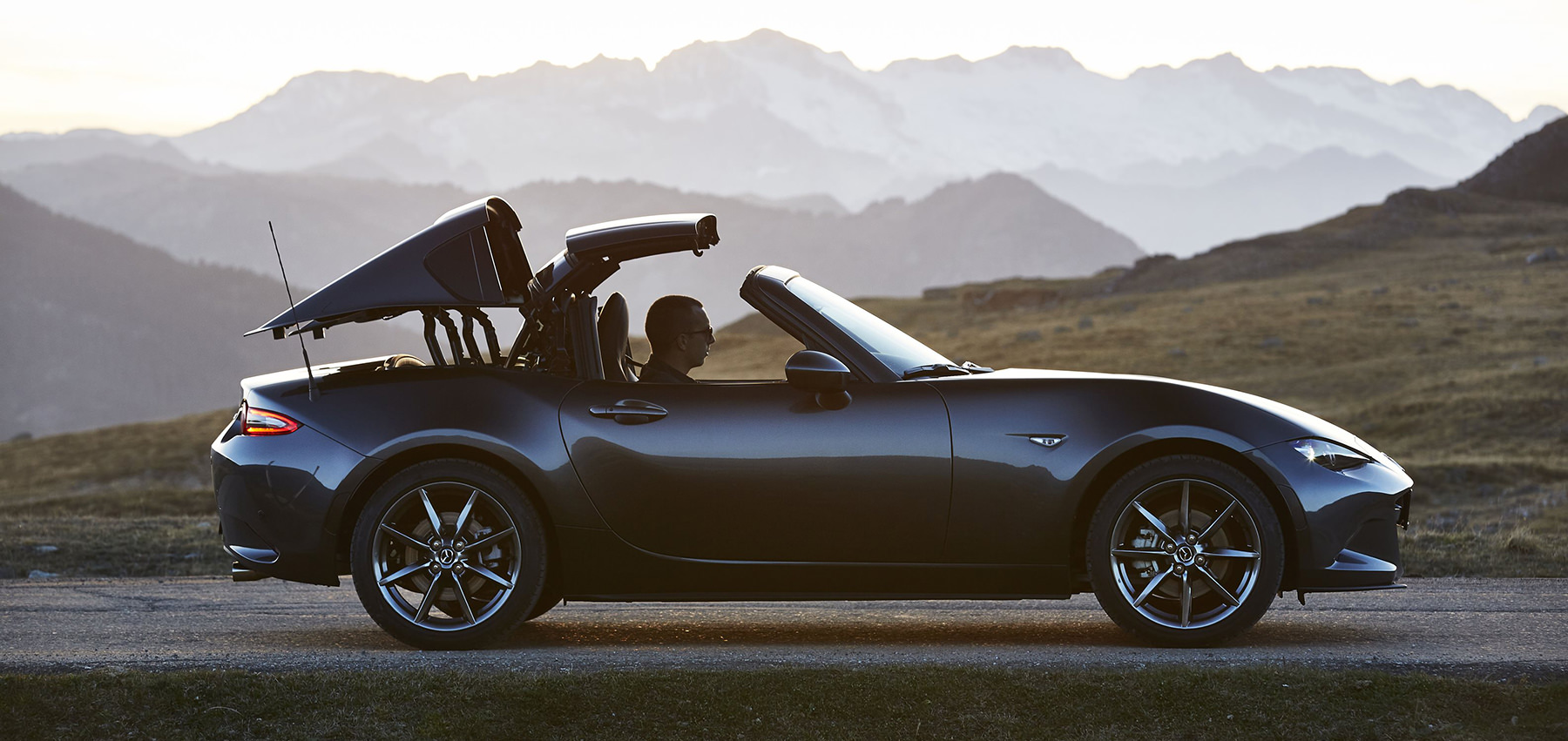 Mx 5 Rf Gallery Mountains Folding Roof